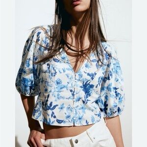 H&M Blouse Womens Size L Blue Floral V-Neck Puff Sleeve Cropped Top Linen Blend